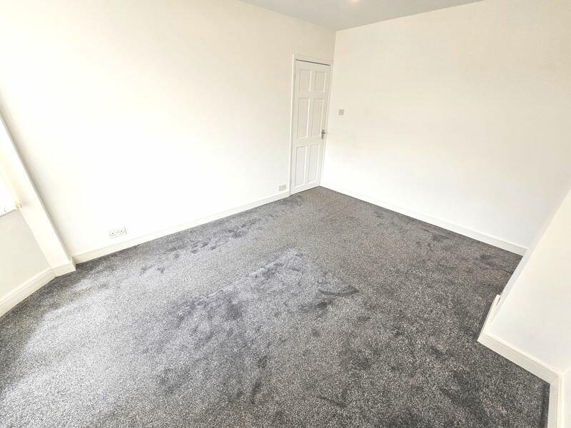 Additional property image - Kelston Grove, Hanham, Bristol