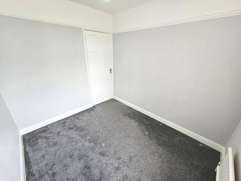 Additional property image - Kelston Grove, Hanham, Bristol