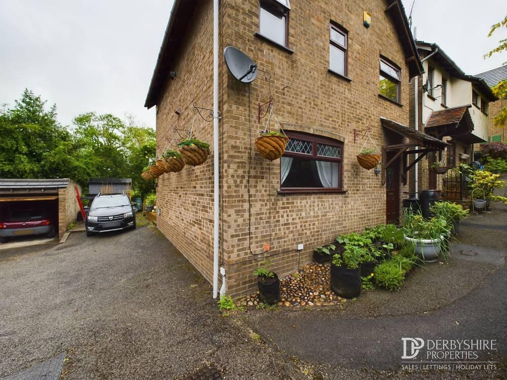 3 bedroom detached house