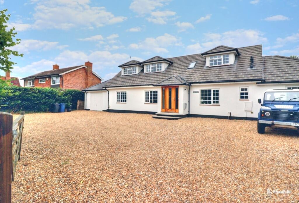Main image of property: Heath End Road, Little Kingshill, Great Missenden, Buckinghamshire, HP16