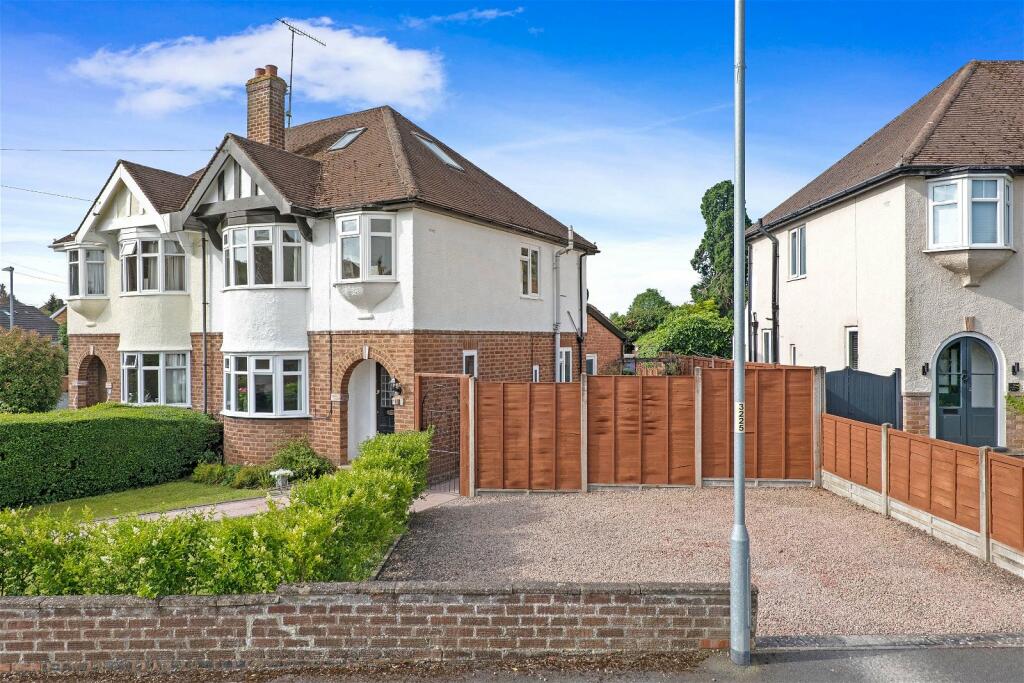 4 bedroom semidetached house for sale in 1 St. Audries Road