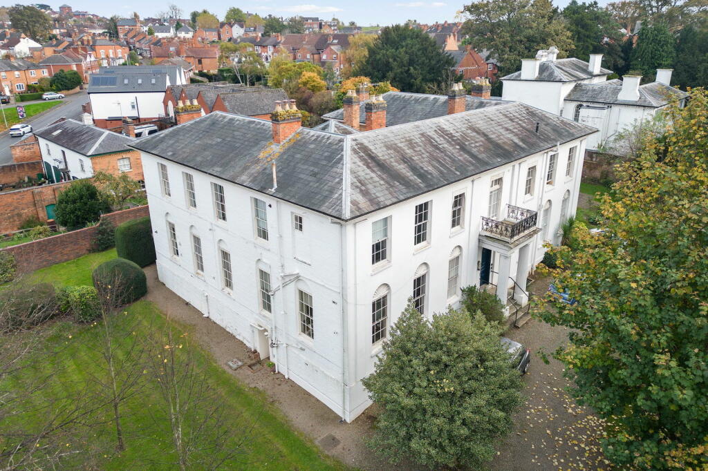 Main image of property: Flat 5, Bishops House, 18 Lansdowne Crescent, Worcester.  WR3 8JH