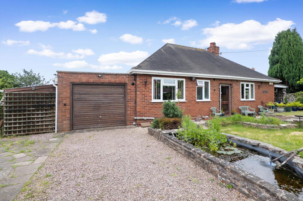 Main image of property: 25 Windmill Lane, Kempsey, Worcester. WR5 3LL