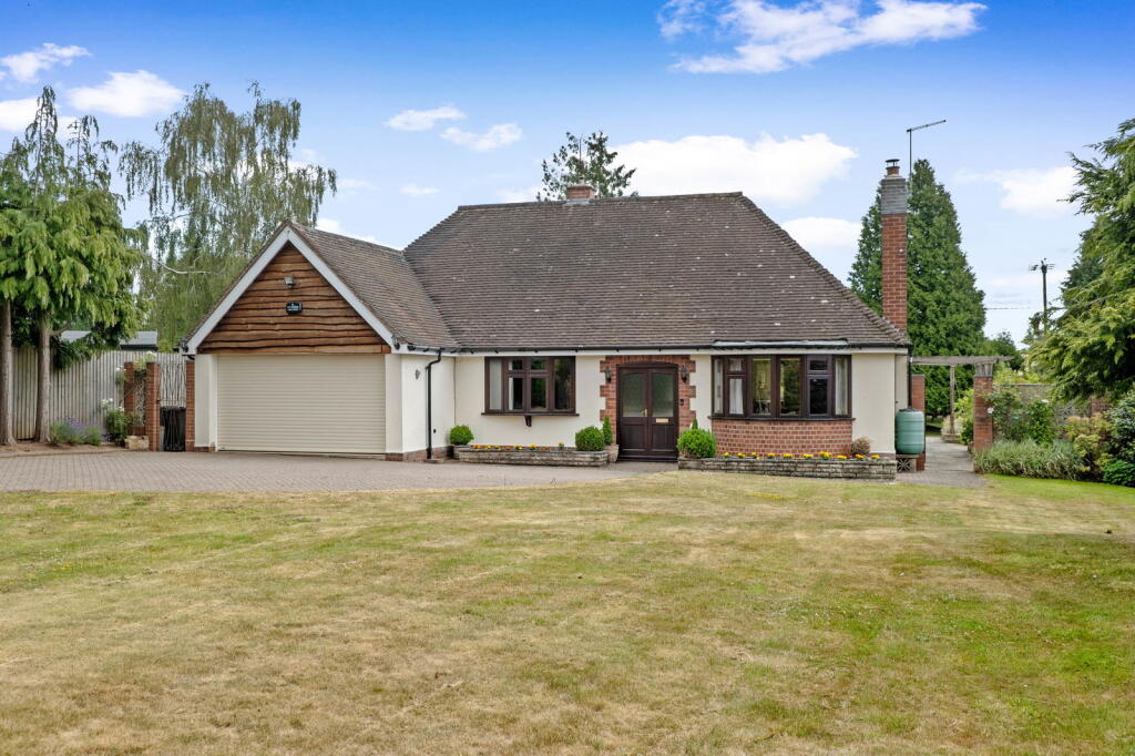 Main image of property: Windover, Main Road, Ombersley, Droitwich, Worcestershire.  WR9 0EY