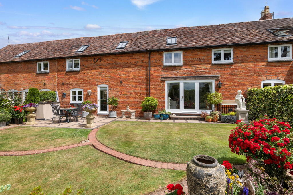 Main image of property: Cedar View, Laugherne Park, Martley, Worcester. WR6 6RQ