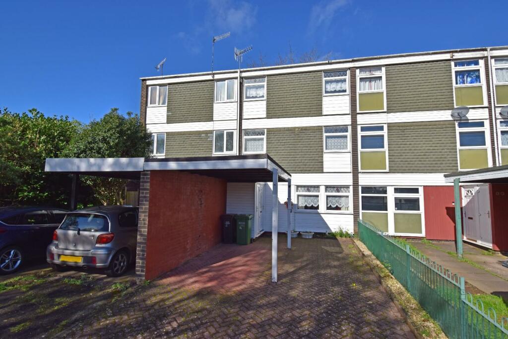 4 bedroom town house for sale in 14 Meadow Road, Droitwich, Worcestershire, WR9 9DW, WR9