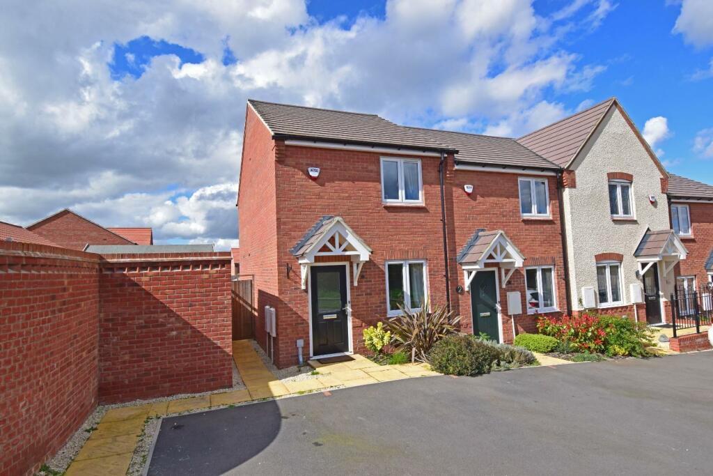 2 bedroom end of terrace house for sale in 1 Conbridge Close, Copcut
