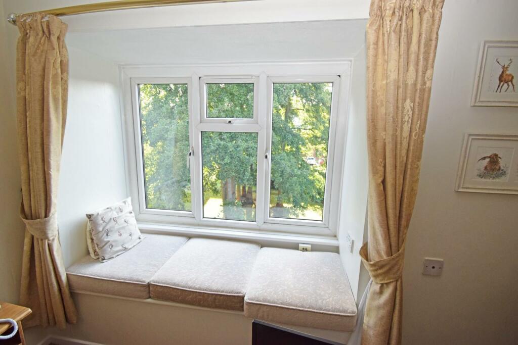 Additional property image - 29 St James Court, 30 The Strand, Bromsgrove, Worcestershire, B61 8AB