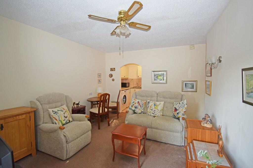 Additional property image - 29 St James Court, 30 The Strand, Bromsgrove, Worcestershire, B61 8AB