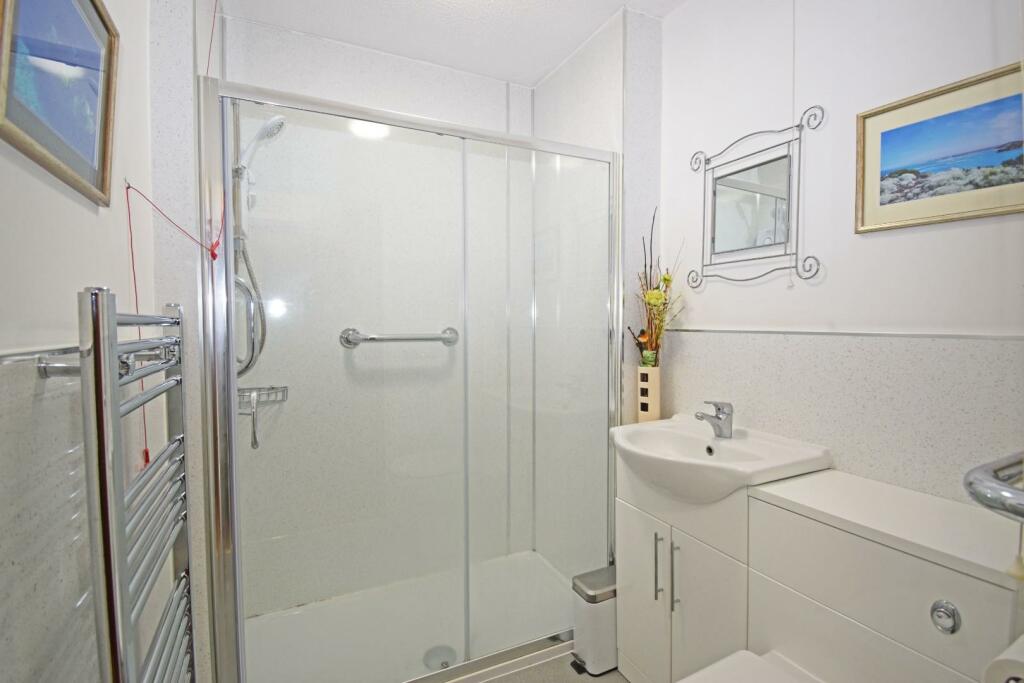 Additional property image - 29 St James Court, 30 The Strand, Bromsgrove, Worcestershire, B61 8AB