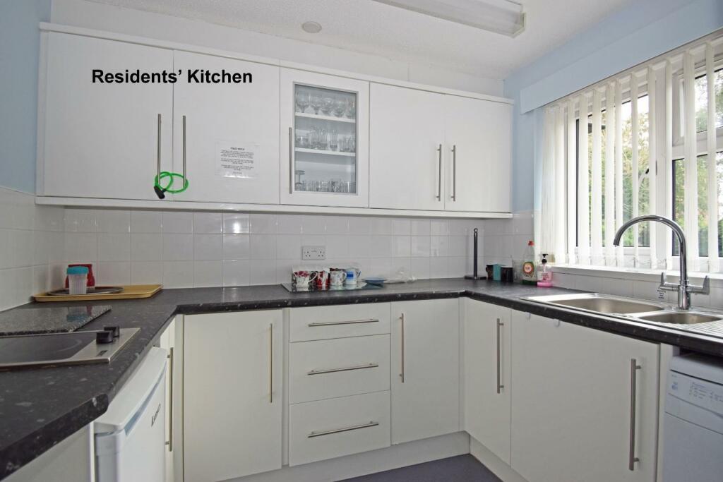 Additional property image - 29 St James Court, 30 The Strand, Bromsgrove, Worcestershire, B61 8AB