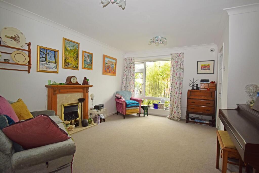 Property image - 29 Old Station Road, Bromsgrove, Worcestershire, B60 2AA