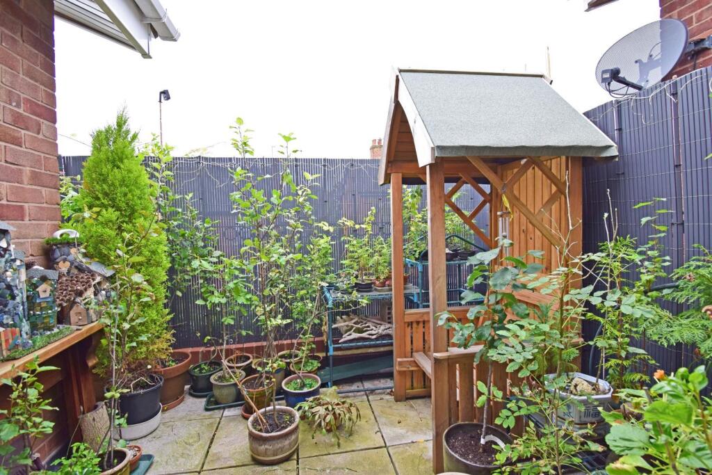 Additional property image - 29 Old Station Road, Bromsgrove, Worcestershire, B60 2AA