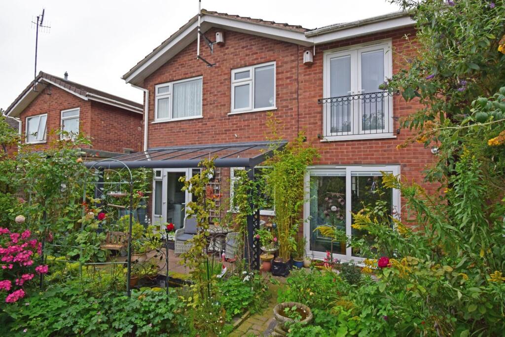 Additional property image - 29 Old Station Road, Bromsgrove, Worcestershire, B60 2AA