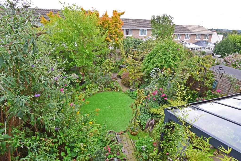 Additional property image - 29 Old Station Road, Bromsgrove, Worcestershire, B60 2AA