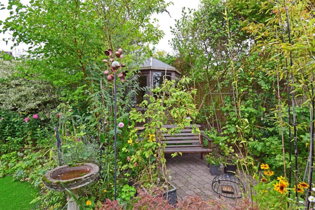 Additional property image - 29 Old Station Road, Bromsgrove, Worcestershire, B60 2AA