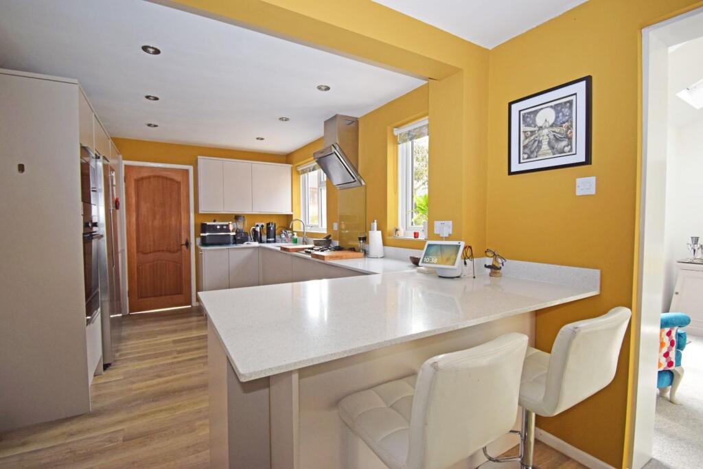 Additional property image - 1 Farrier Close, Stoke Heath, Bromsgrove, Worcestershire, B60 3PQ