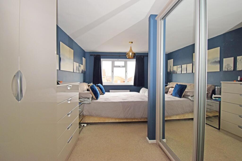 Additional property image - 1 Farrier Close, Stoke Heath, Bromsgrove, Worcestershire, B60 3PQ