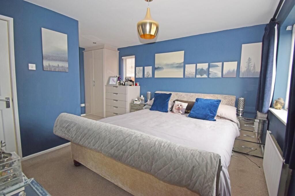 Additional property image - 1 Farrier Close, Stoke Heath, Bromsgrove, Worcestershire, B60 3PQ