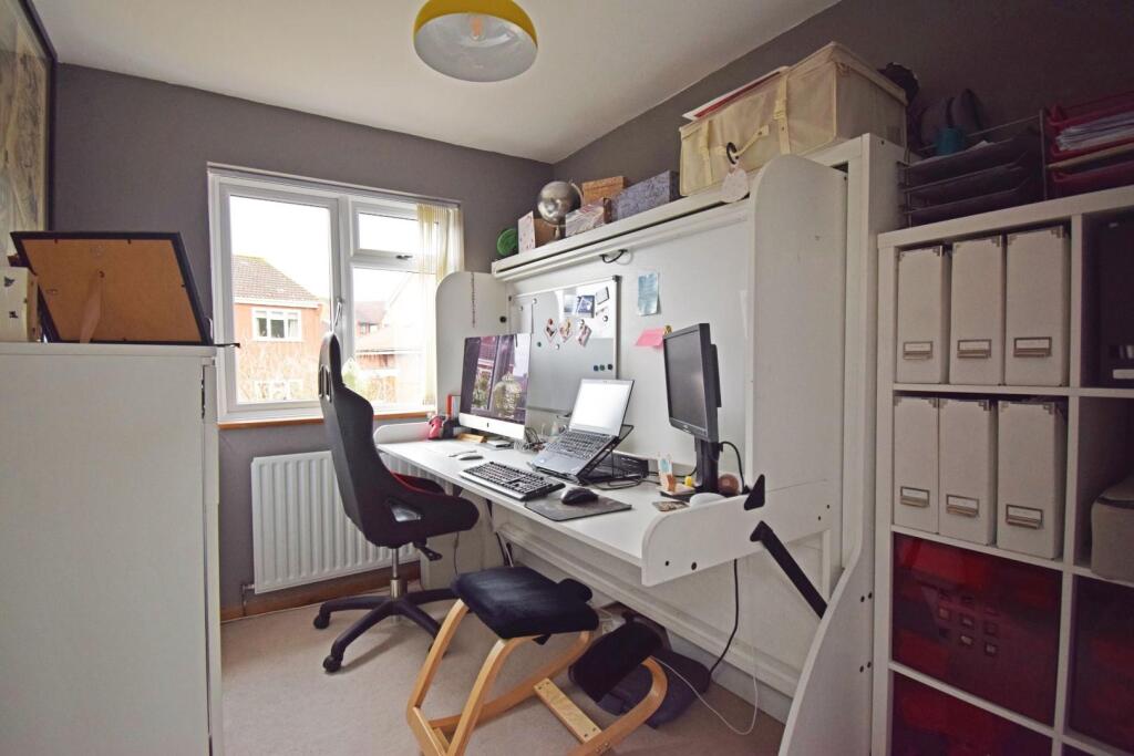 Additional property image - 1 Farrier Close, Stoke Heath, Bromsgrove, Worcestershire, B60 3PQ