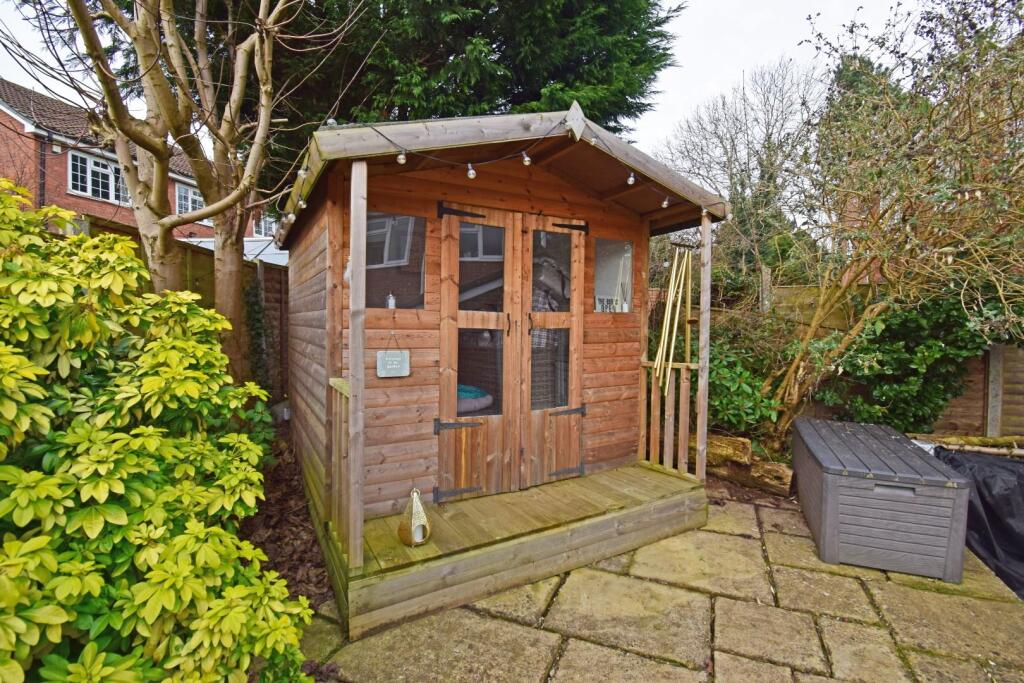 Additional property image - 1 Farrier Close, Stoke Heath, Bromsgrove, Worcestershire, B60 3PQ