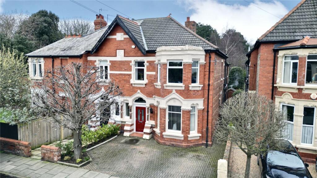 5 bedroom semidetached house for sale in Hilbre Road, West Kirby
