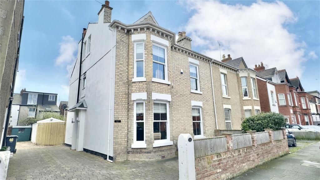 5 bedroom semidetached house for sale in Eaton Road, West Kirby