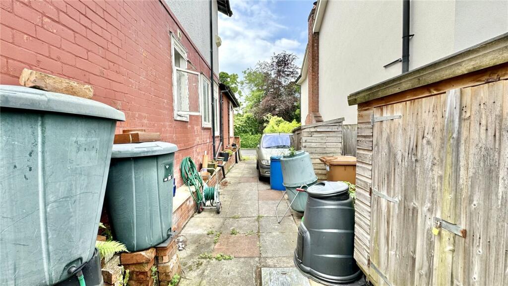 Additional property image - Carpenters Lane, West Kirby, Wirral, Merseyside, CH48