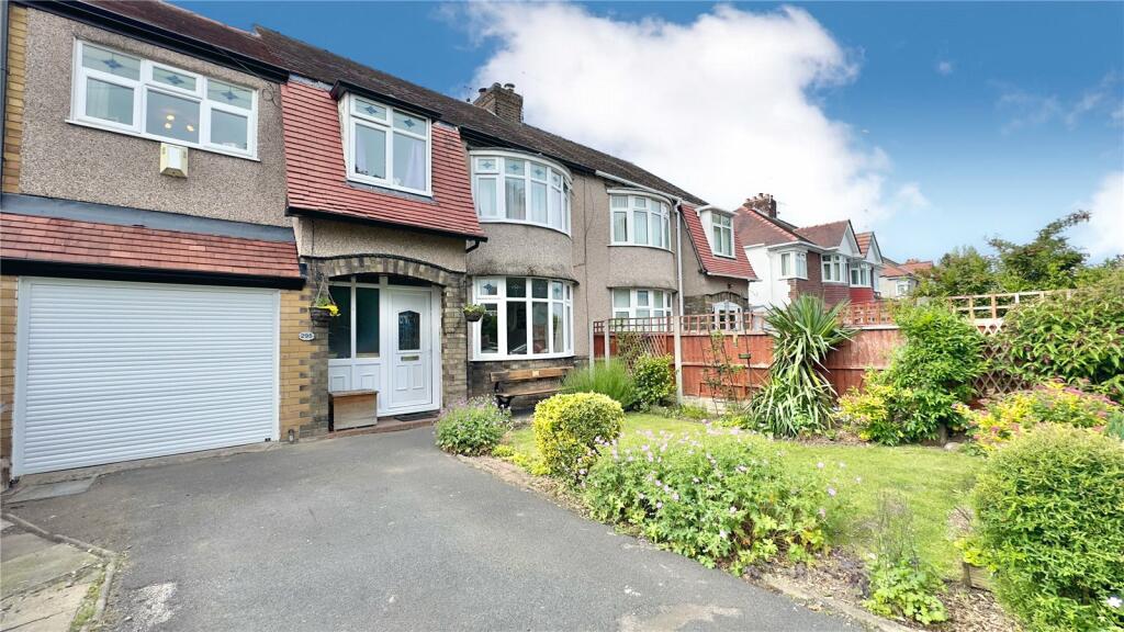 4 bedroom semidetached house for sale in Greasby Road, Greasby, Wirral, Merseyside, CH49
