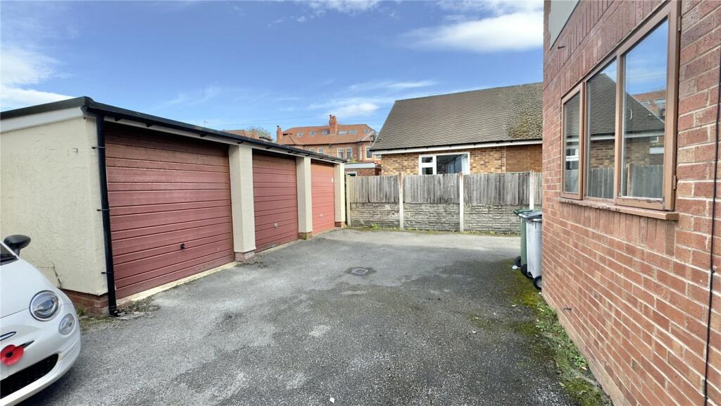Additional property image - Westbourne Grove, West Kirby, Wirral, Merseyside, CH48