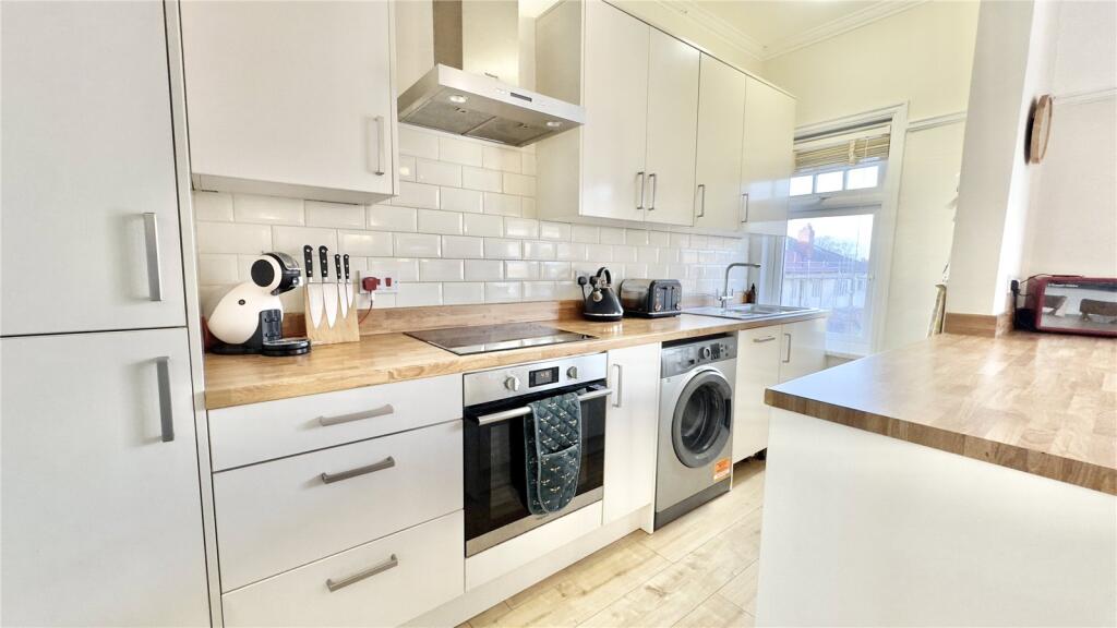 Additional property image - Grosvenor Avenue, West Kirby, Wirral, Merseyside, CH48