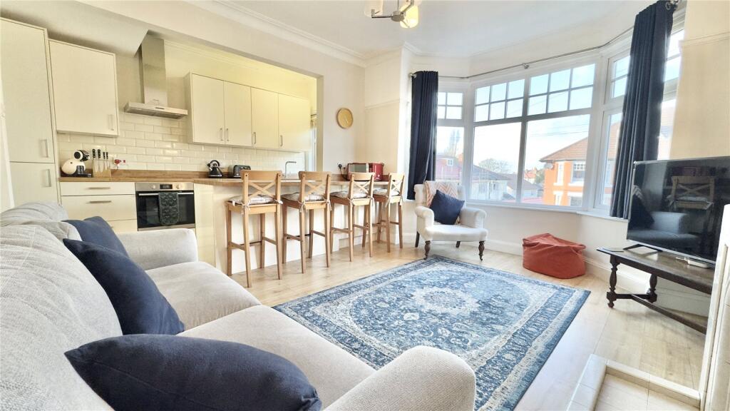 Additional property image - Grosvenor Avenue, West Kirby, Wirral, Merseyside, CH48