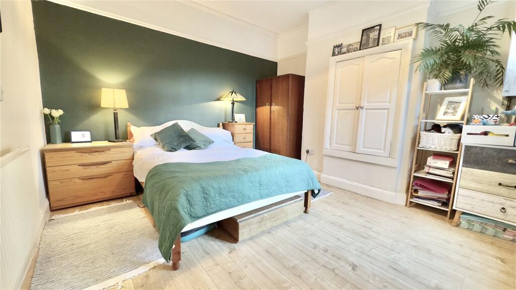 Additional property image - Grosvenor Avenue, West Kirby, Wirral, Merseyside, CH48