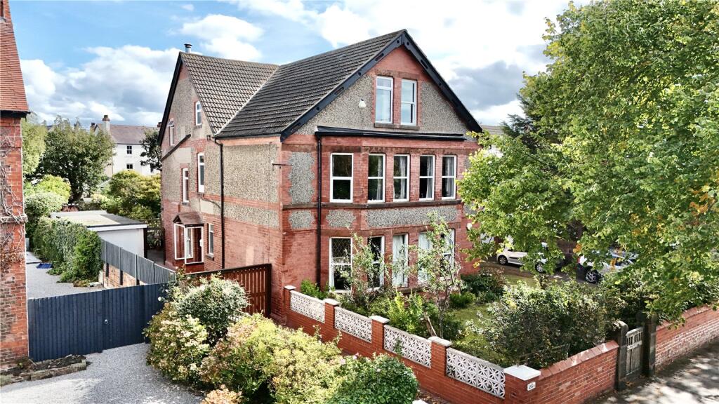 Main image of property: Meols Drive, Hoylake, Wirral, Merseyside, CH47