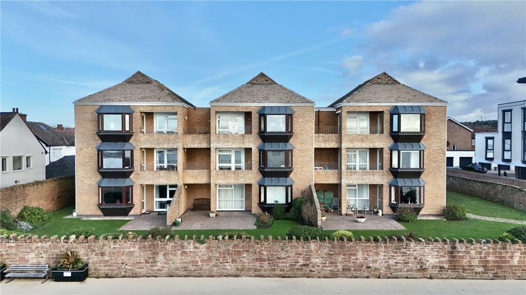 Main image of property: Hoscote Park, West Kirby, Wirral, Merseyside, CH48