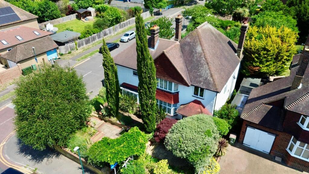 Main image of property: Avenue Road, Sutton