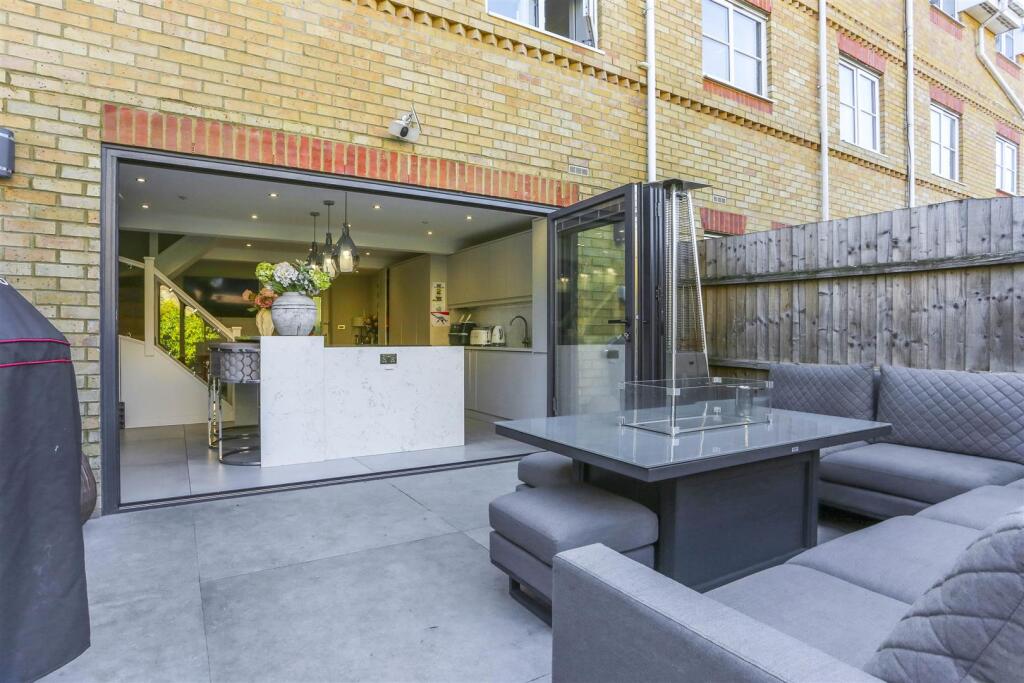 Main image of property: Turner Mews, Sutton