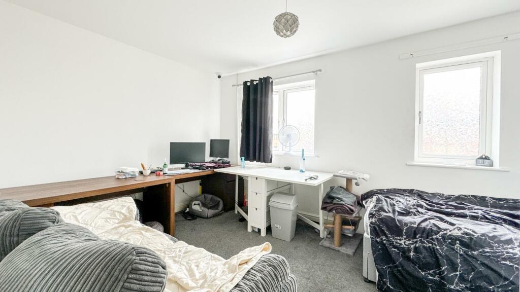Additional property image - Paignton Square, Knowle, Bristol, BS4