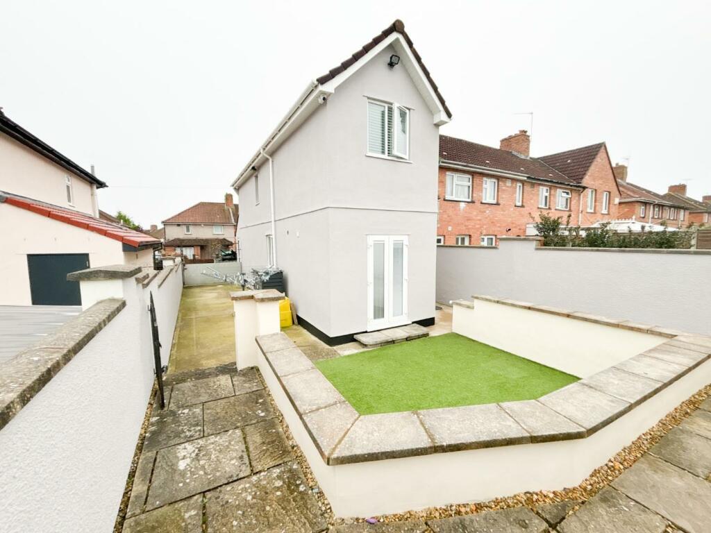 Additional property image - Carisbrooke Road, Bristol