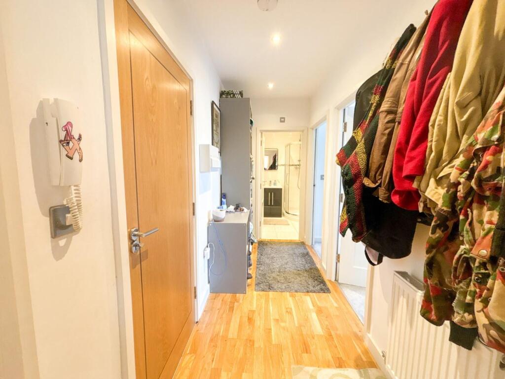 Additional property image - Redcatch Road, Bristol