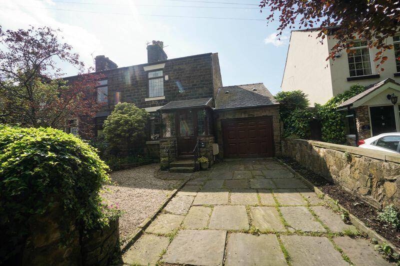 2 bedroom cottage for sale in Mill Lane, Horwich, BL6