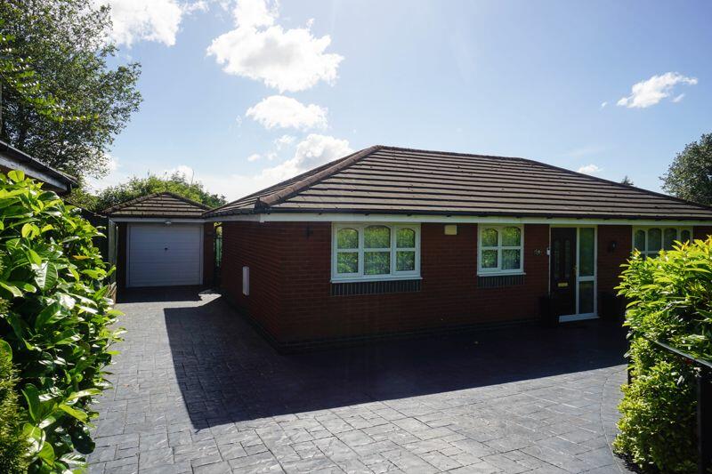 3 bedroom bungalow for sale in Vauze House Close, Blackrod, BL6