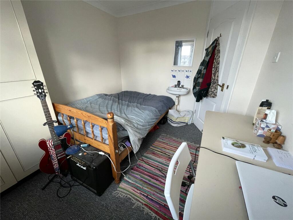 Additional property image - Cull Close, Poole, BH12