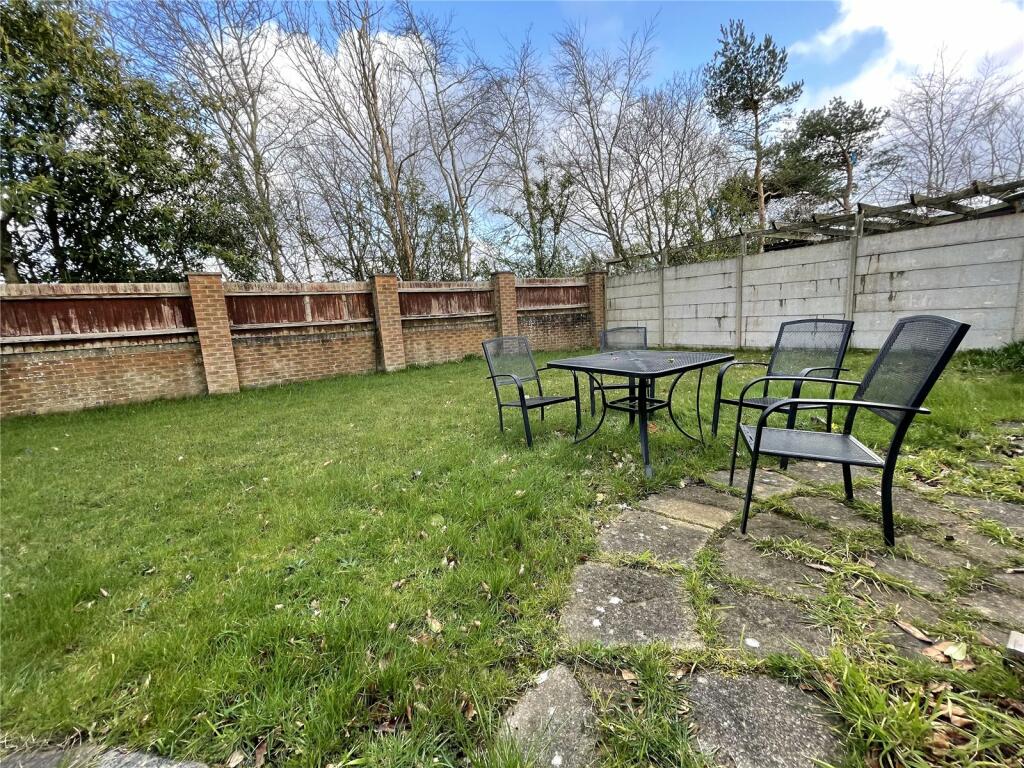Additional property image - Cull Close, Poole, BH12