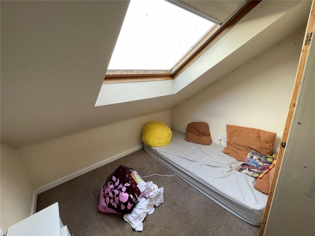 Additional property image - Cull Close, Poole, BH12