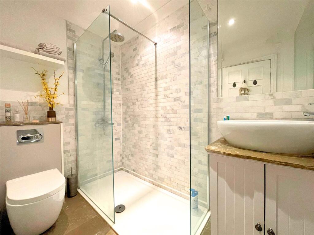 Additional property image - West Overcliff Drive, Bournemouth, Dorset, BH4