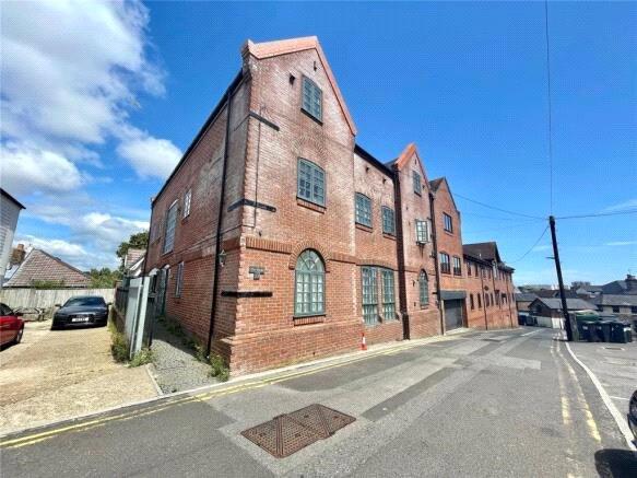 Main image of property: Upper Norwich Road, Bournemouth, BH2