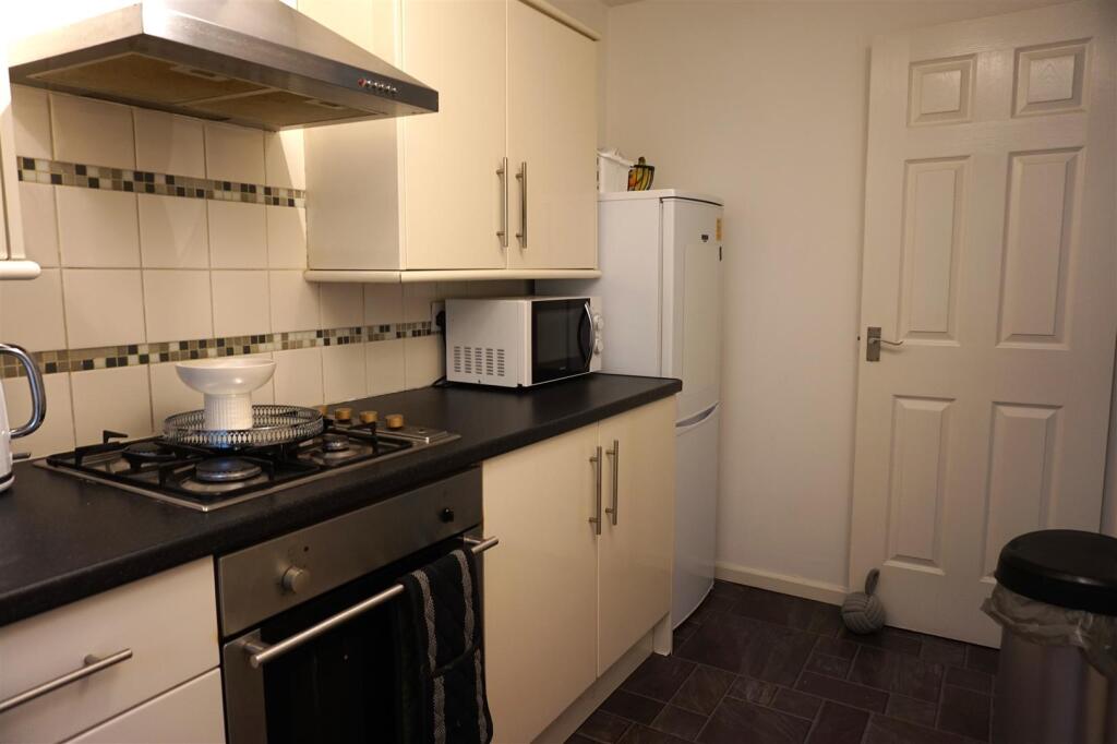 Additional property image - Sandhurst Close, Church Hill South