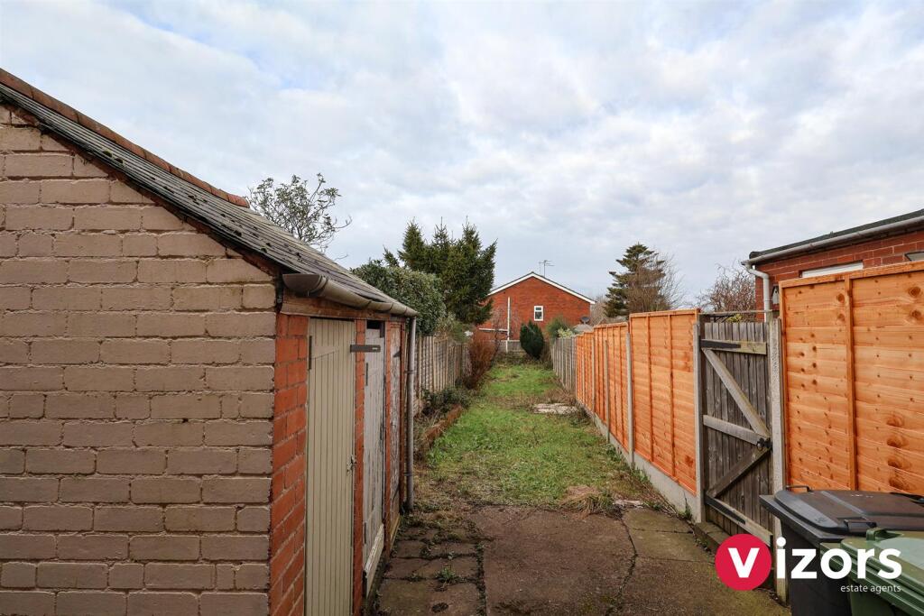 Additional property image - Heathfield Road, Webheath, Redditch