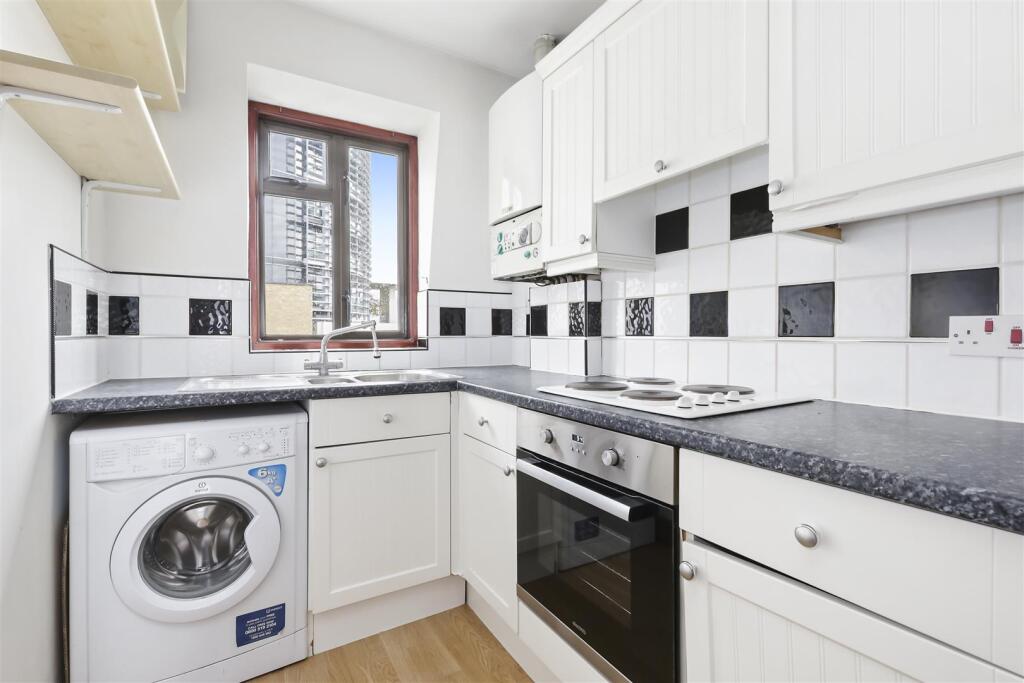 Main image of property: Fonthill Road, Finsbury Park